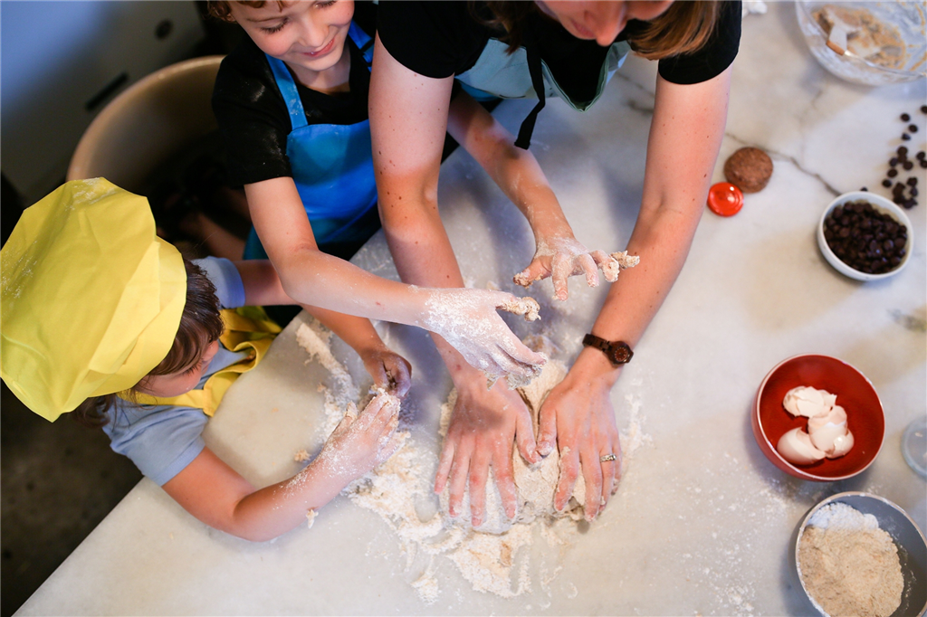 Children baking