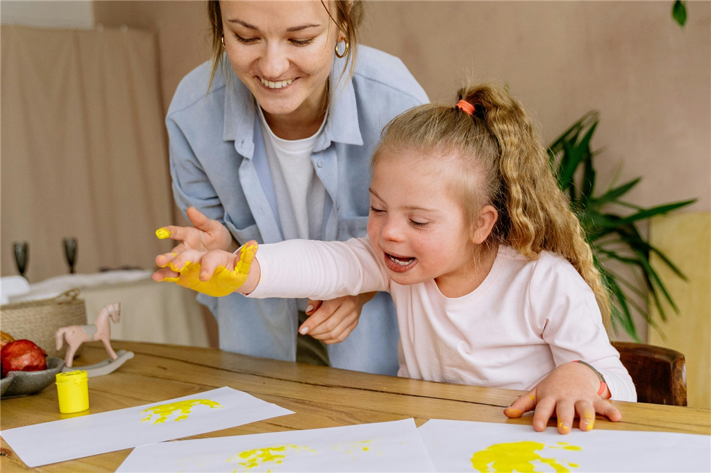 Girl Painting