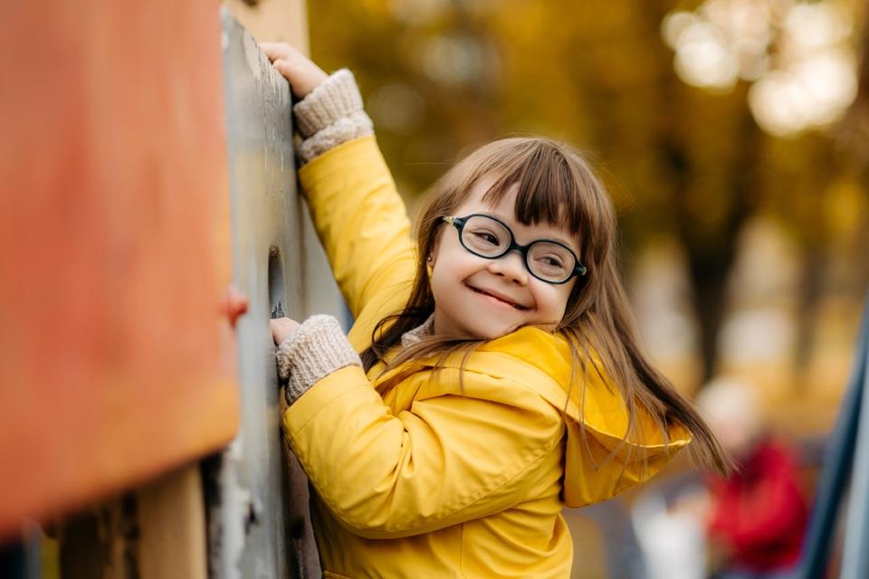 child-on-climbing-wall